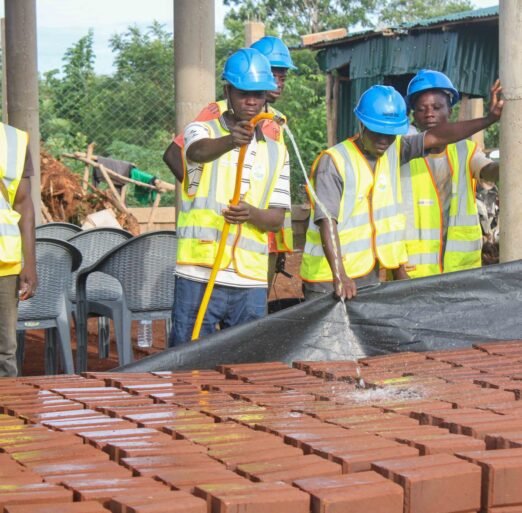 Chantier Ecole Comé. ECOCONSTRUCTION-105