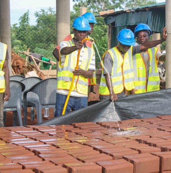 Chantier Ecole Comé. ECOCONSTRUCTION-105